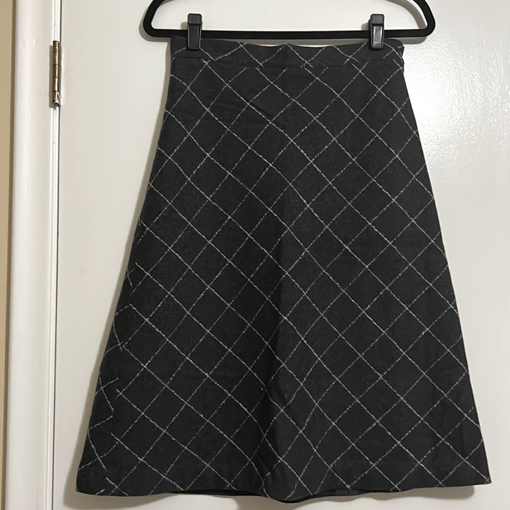 Willi Smith Collection dark grey diamond patterned skit